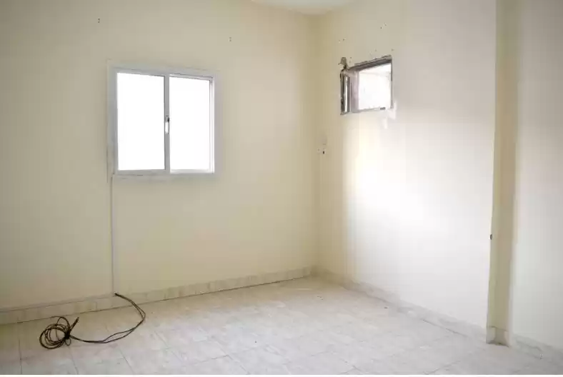 商业的 就绪物业 U/F 办公室  出租 在 多哈 #13283 - 1  image 